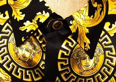 stampa tessuti cliente versace|gianni versace.